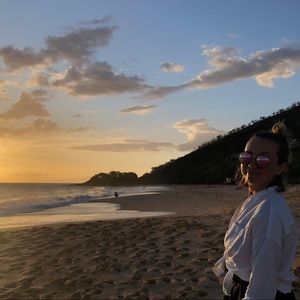 Meet your Posher, Emma